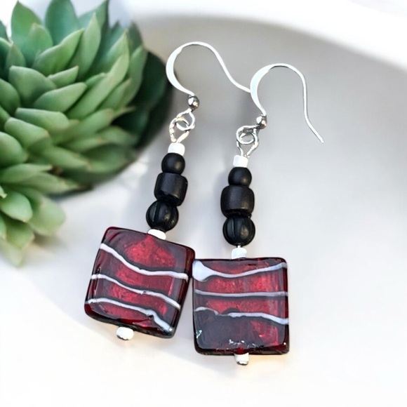 Hand Crafted Jewelry - Handcrafted red & black earrings